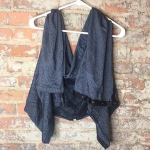 Lululemon After Practice Wrap